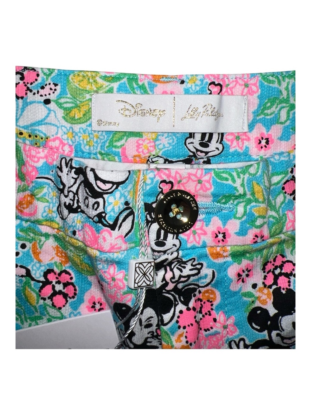 NWT Lilly Pulitzer + Disney Callahan Mid-Rise Short Lilly Hearts Disney - Picture 3 of 10